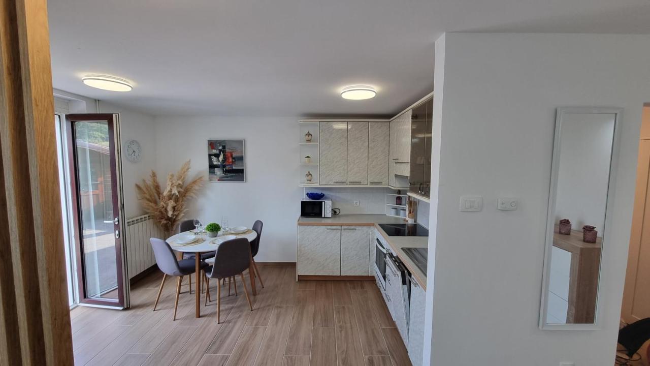 Harmony Apartment Копер Екстер'єр фото